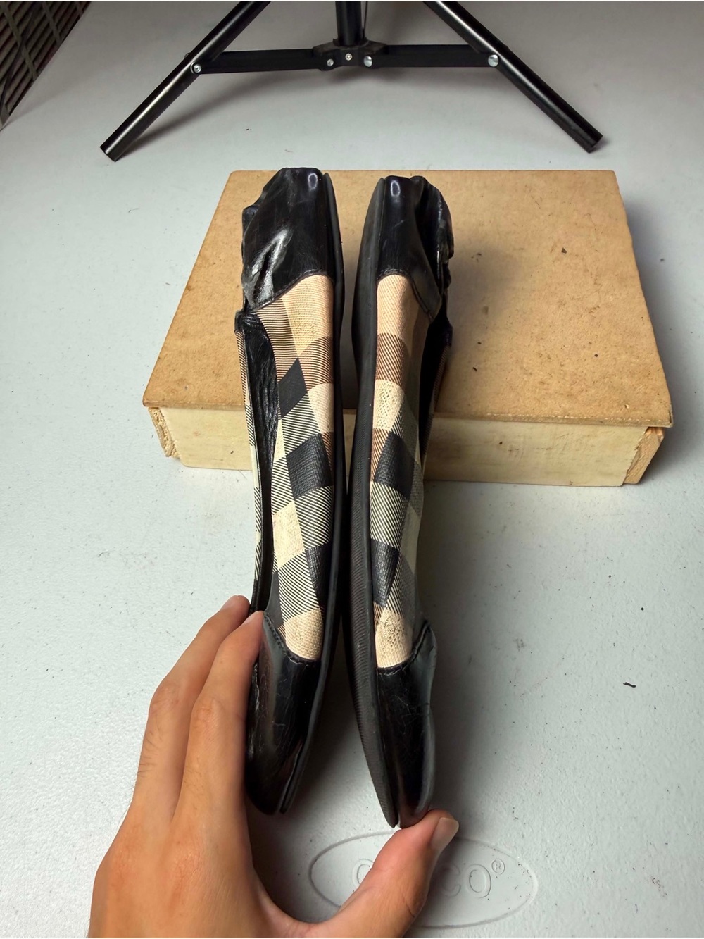 Burberry London Classic Tan Tartan Novacheck Black Cap Toe Ballet Flat Sz 39 / 9 - Picture 10 of 15
